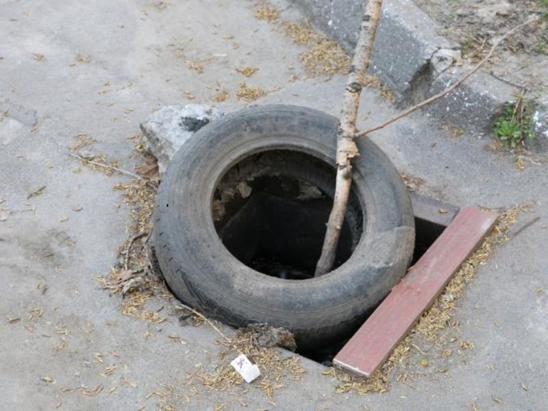Hướng dẫn các cách xử lý hố ga bị trào ngược hiệu quả