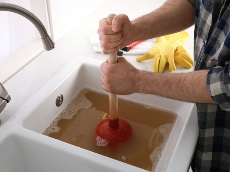 Tổng hợp 10+ Cách thông tắc đường ống thoát nước tại nhà hiệu quả